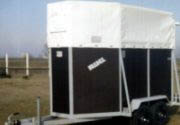 Horse carrier trailers